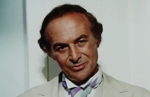 Robert Loggia